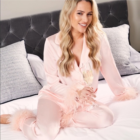 NADINE MERABI BABY PINK SILK 2 PIECE OUTFIT - Picture 1 of 9